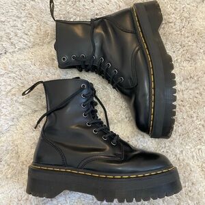 Dr. Martens Jadon Boots Smooth Leather Platforms black size 8